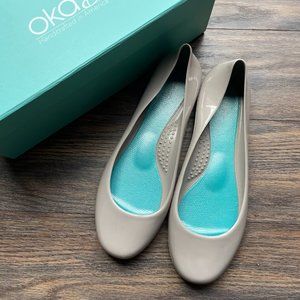 OKA-B Gray Taylor Flats, Slip On Ballet Flats in Size 8